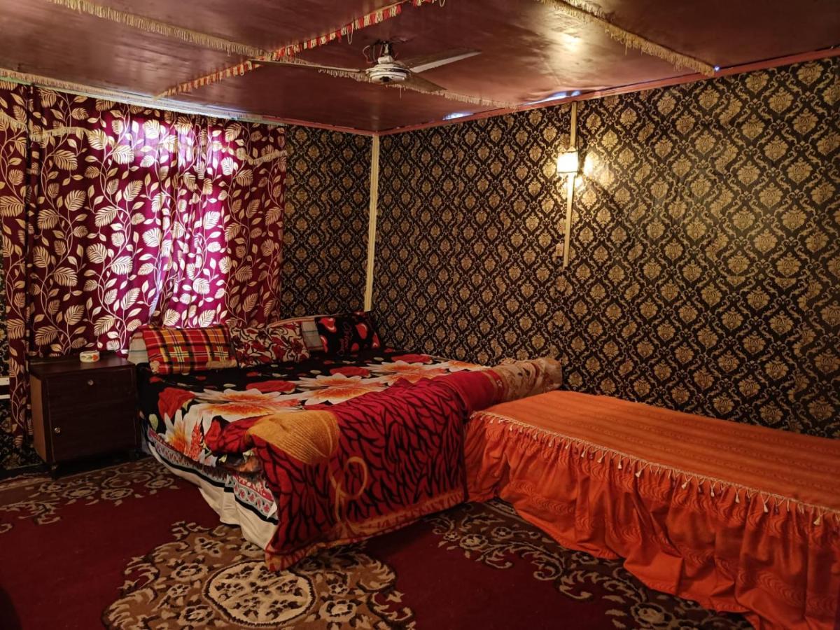 Island Homestay Сринагар Экстерьер фото