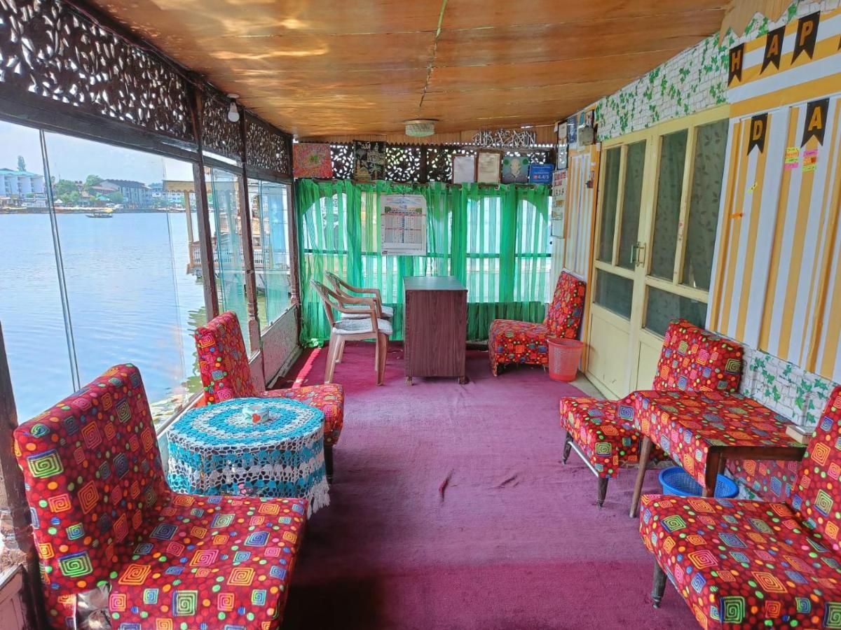 Island Homestay Сринагар Экстерьер фото